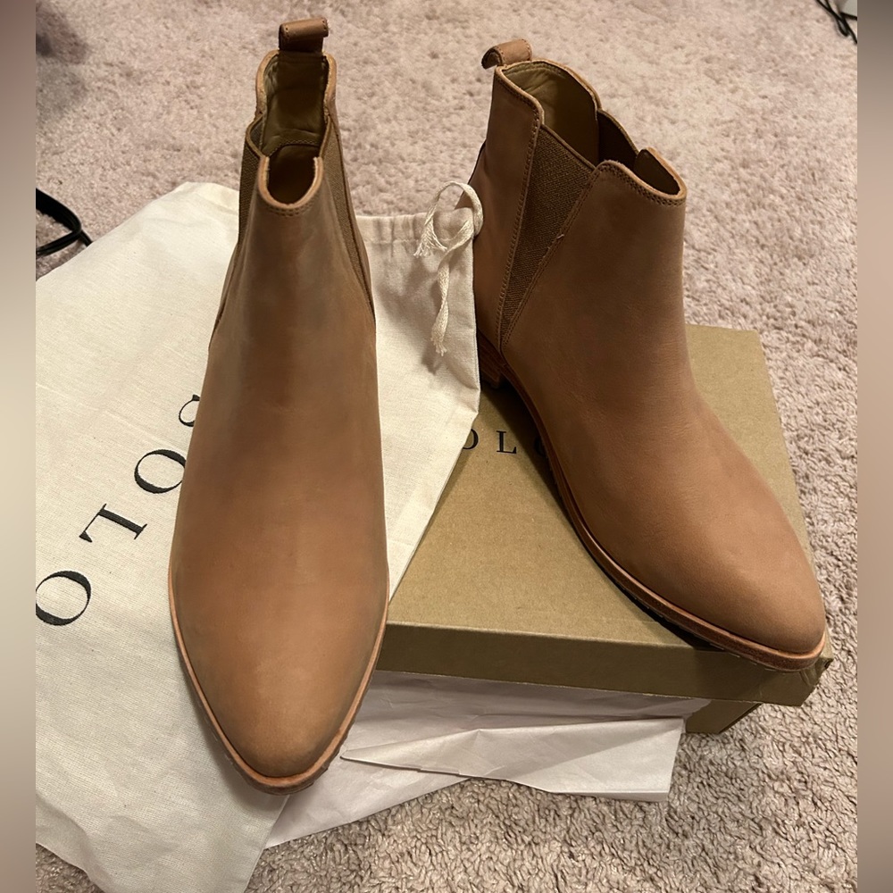 Nisolo new/like new Everyday Chelsea Boot